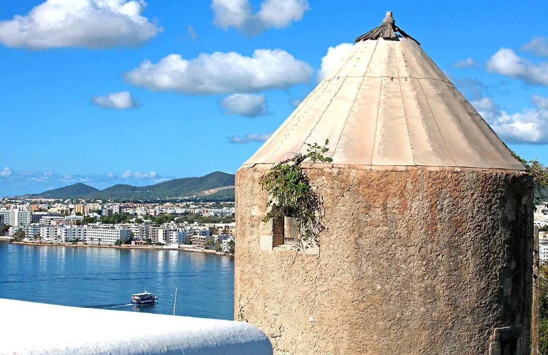 Hostal Marblau Ibiza-1